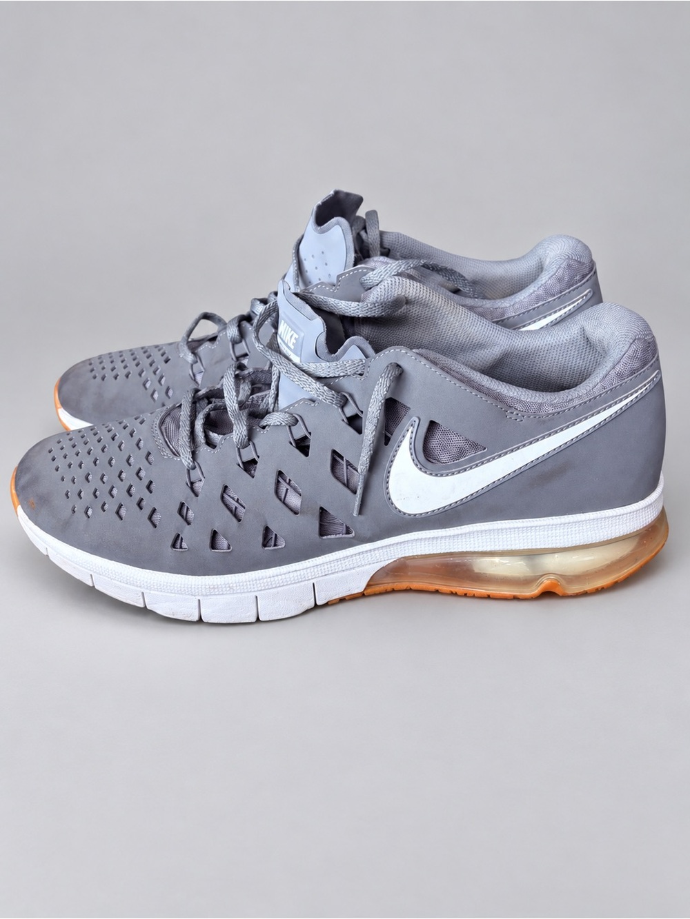 Nike Men’s Size 14 Gray and White Air-Cushioned Training Sneakers